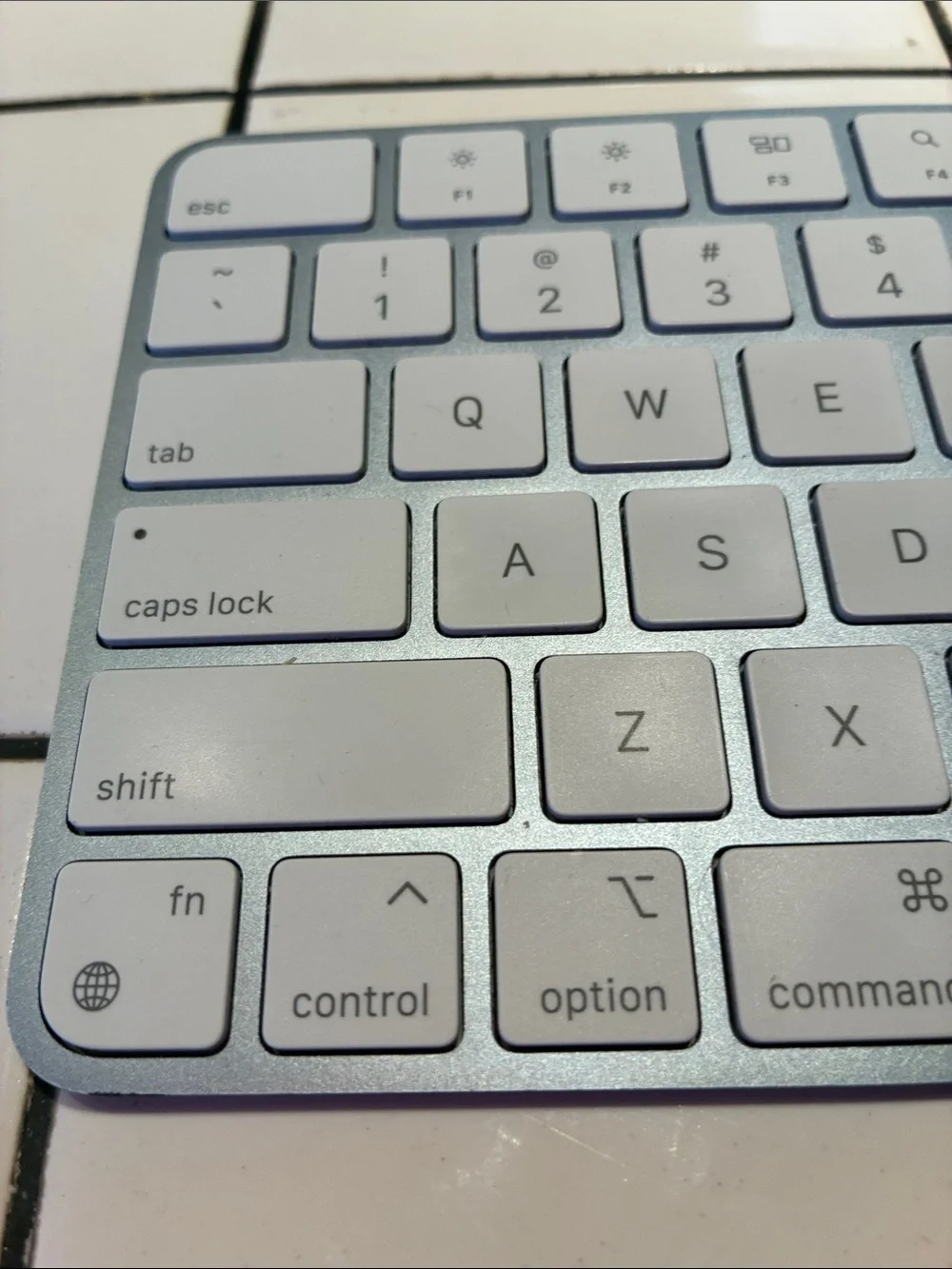 💚Apple magic keyboard lightning wireless Bluetooth QWERTY